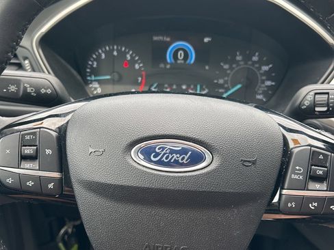 Used 2022 Ford Escape SE w/ Cold Weather Package AWD/4WD image 17