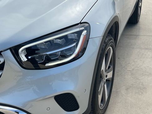 Used 2022 Mercedes-Benz GLC 300 image 4