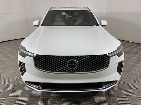 New 2025 Volvo XC90 T8 Core w/ Protection Package Premier AWD/4WD image 3