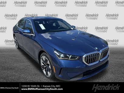 New 2026 BMW 530i xDrive w/ Premium Package