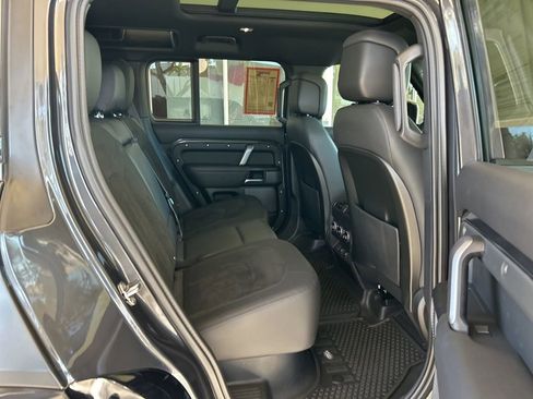 Used 2023 Land Rover Defender 110 Carpathian Edition image 32