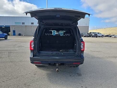 Used 2022 Ford Expedition Limited w/ Equipment Group 304A AWD/4WD image 5