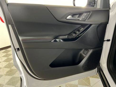 New 2026 Chevrolet Equinox RS w/ Convenience Package III image 10