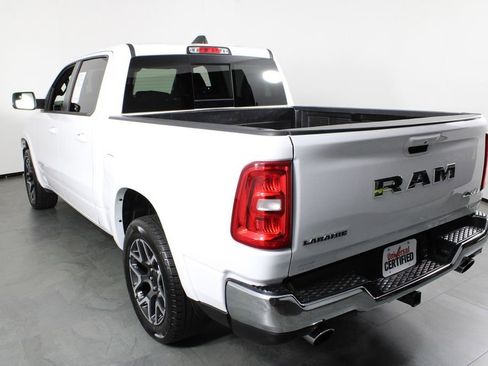 Used 2025 RAM 1500 Laramie AWD/4WD image 3