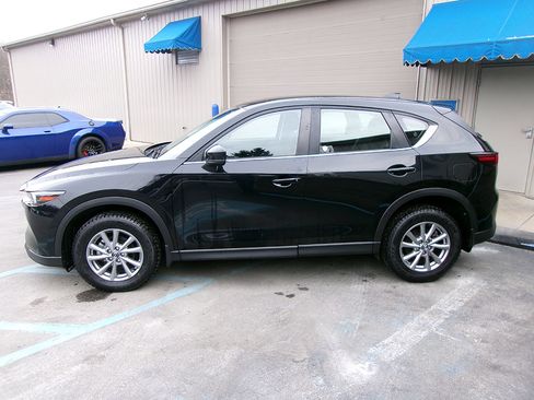 Used 2023 MAZDA CX-5 AWD 2.5 S image 4