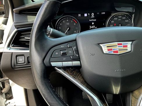 Used 2021 Cadillac XT6 Premium Luxury AWD/4WD image 13
