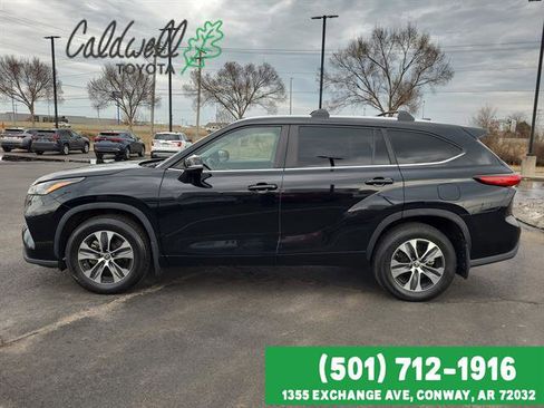 Used 2023 Toyota Highlander XLE image 44