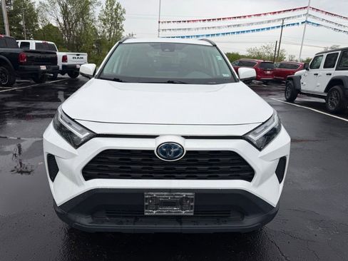 Used 2023 Toyota RAV4 XLE AWD/4WD image 8