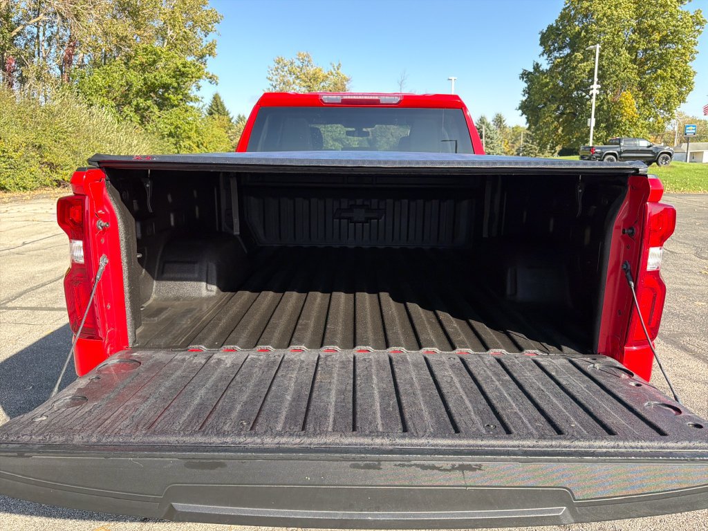 Used 2022 Chevrolet Silverado 1500 Custom w/ LPO, Dark Essentials Package AWD/4WD image 34