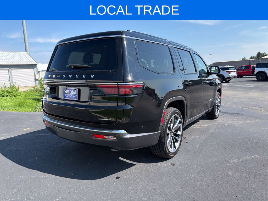 Used 2022 Jeep Wagoneer Series III w/ Premium Group I AWD/4WD image 4