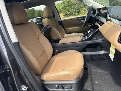 New 2026 INFINITI QX80 Luxe w/ Cargo Package image 24