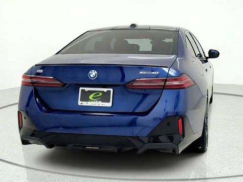 Used 2026 BMW i5 eDrive40 w/ M Sport Package AWD/4WD image 8