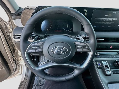 Used 2025 Hyundai Palisade SEL FWD image 10