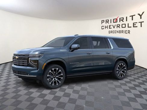 New 2026 Chevrolet Suburban High Country AWD/4WD image 2