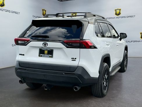 Used 2022 Toyota RAV4 XLE w/ Convenience Package AWD/4WD image 5