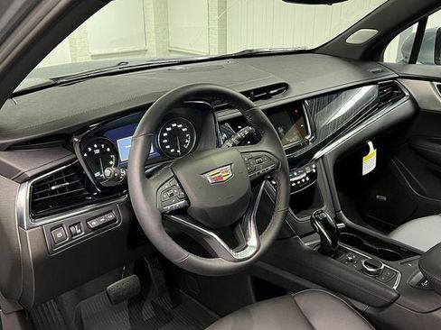 New 2025 Cadillac XT6 Premium Luxury w/ Technology Package image 13