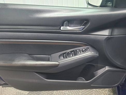 Used 2019 Nissan Altima 2.5 SR AWD/4WD image 21