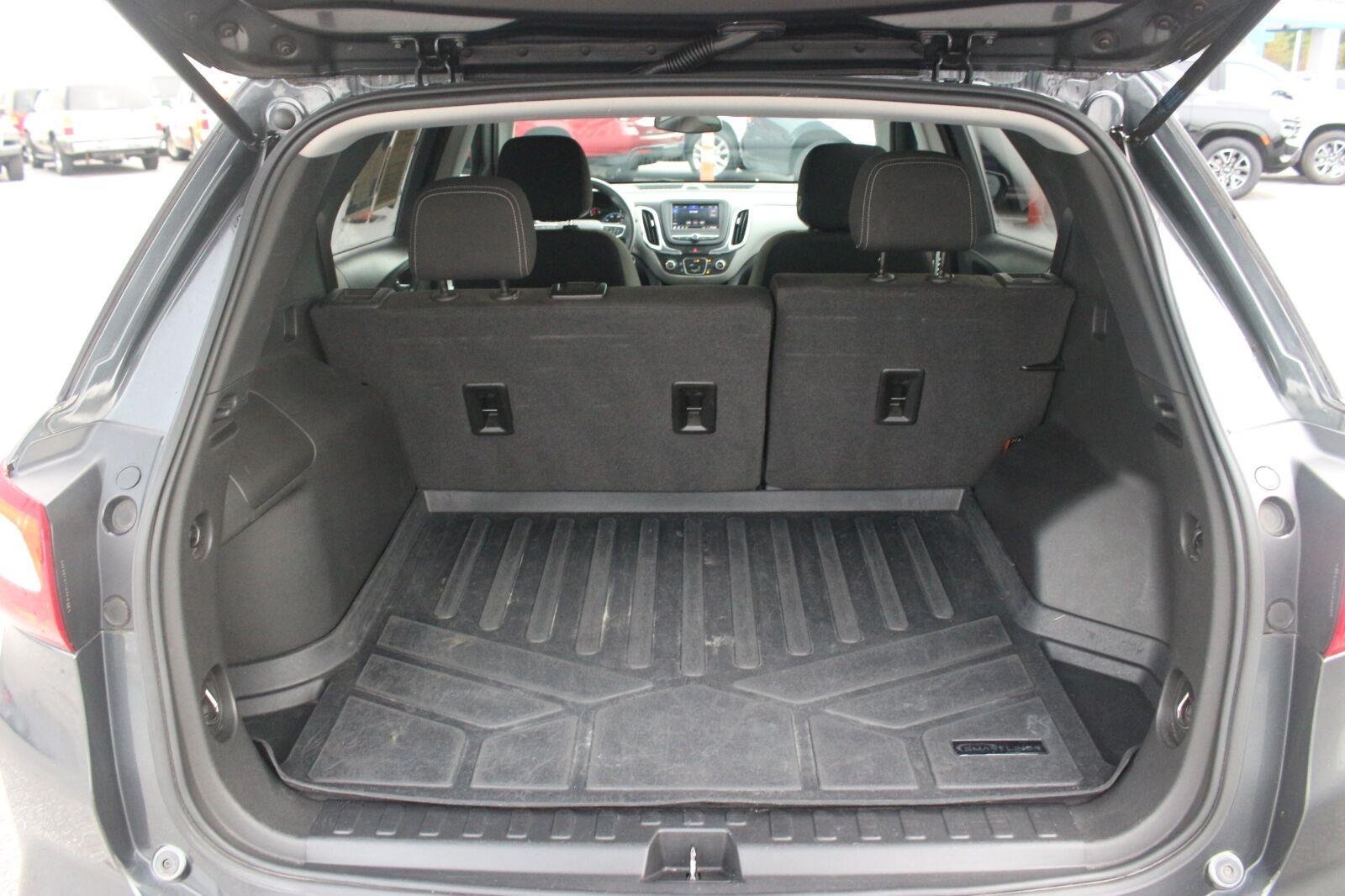 Used 2021 Chevrolet Equinox LS w/ LS Convenience Package FWD image 10