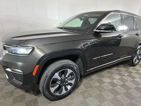 Used 2023 Jeep Grand Cherokee 4WD 4xe w/ Luxury Tech Group II image 7