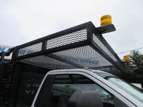 Used 2020 Ford F550 2WD Regular Cab Super Duty image 5