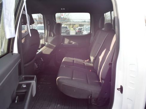 Used 2024 Ford F150 XLT w/ Equipment Group 302A MID image 40