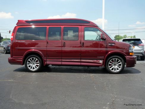 Used 2024 Chevrolet Express 2500 image 13