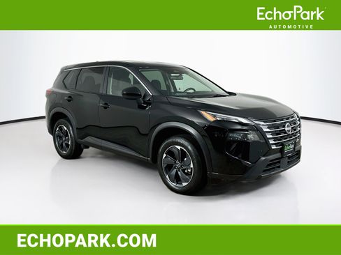 Used 2025 Nissan Rogue SV AWD/4WD image 1
