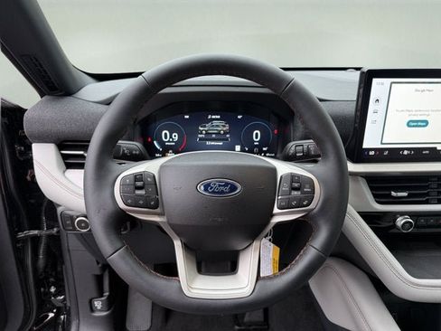 New 2027 Ford Explorer Active w/ Active Comfort Package AWD/4WD image 13