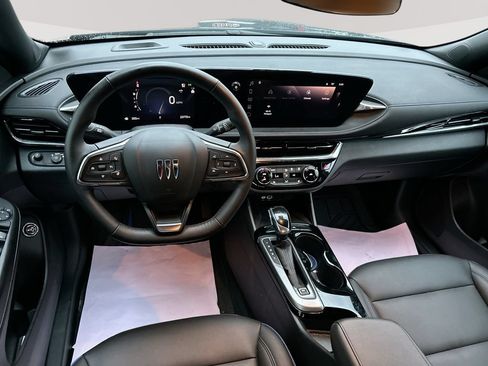 Used 2024 Buick Envista Sport Touring w/ Convenience I Package FWD image 23