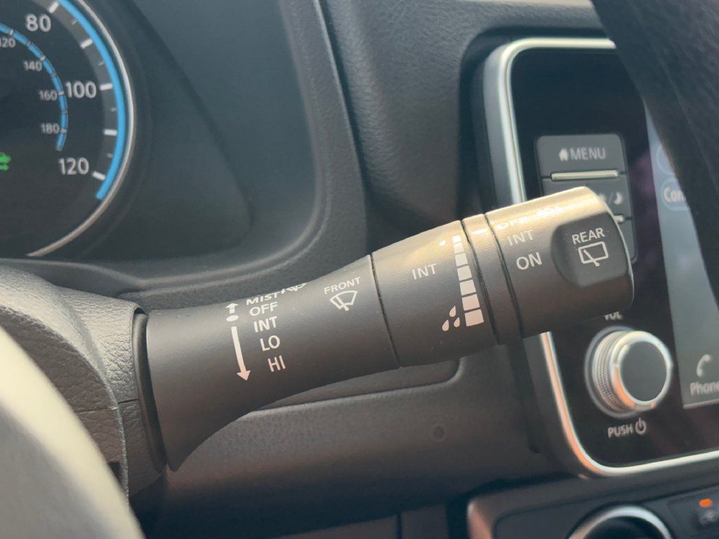 Used 2025 Nissan Leaf S FWD image 16