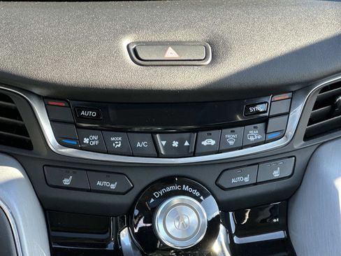 Certified 2025 Acura TLX w/ Technology Package image 23