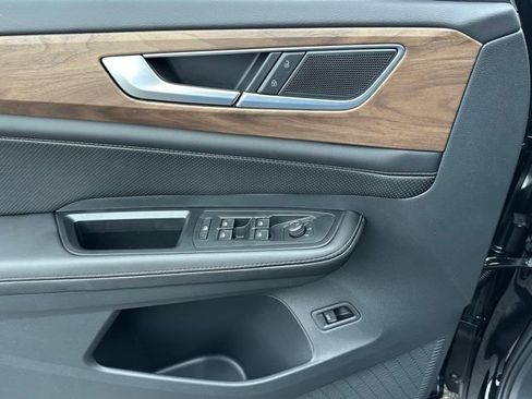 New 2026 Volkswagen Atlas SE image 22