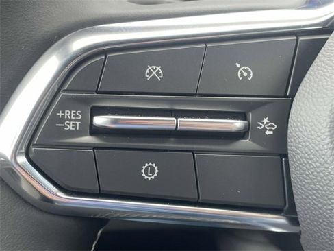 New 2026 Chevrolet Traverse LT image 14