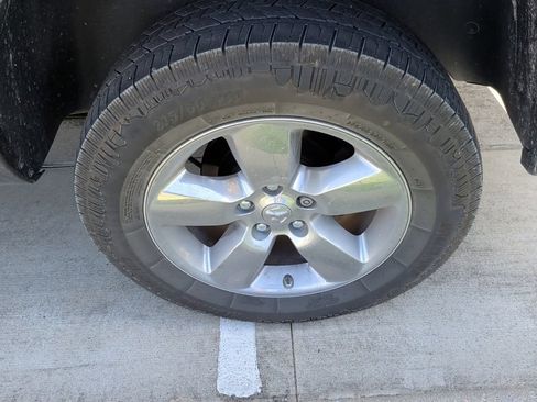Used 2019 RAM 1500 Big Horn AWD/4WD image 10