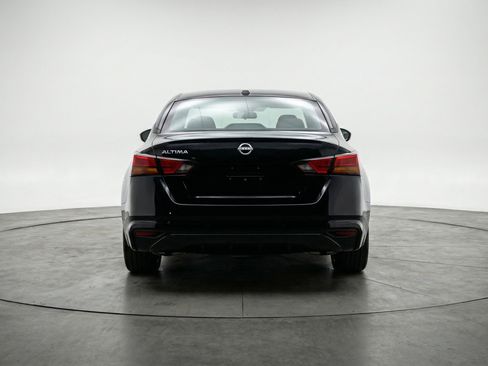 Used 2025 Nissan Altima 2.5 SV image 7