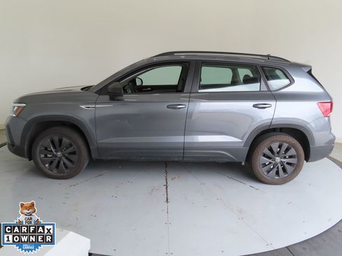 Certified 2024 Volkswagen Taos S w/ MDO Package image 8