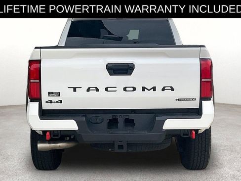 Used 2025 Toyota Tacoma TRD Off-Road AWD/4WD image 6