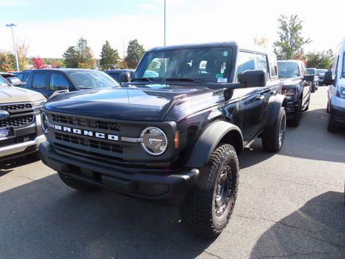 New 2025 Ford Bronco 4-Door w/ Sasquatch Package image 3
