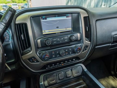 Used 2018 GMC Sierra 2500 Denali w/ Duramax Plus Package AWD/4WD image 26