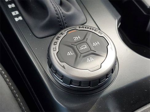 New 2025 Ford Bronco Badlands image 26