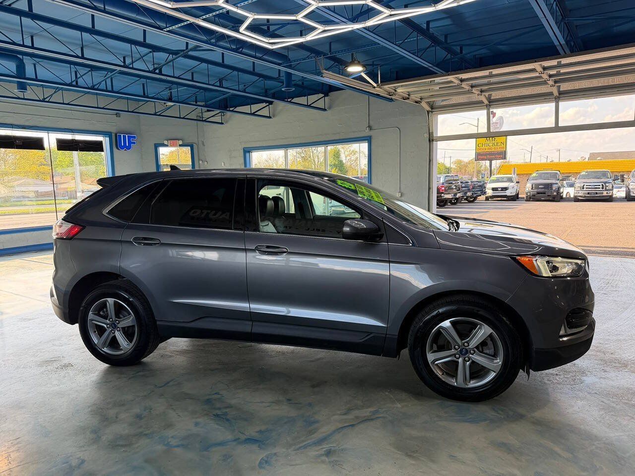 Used 2021 Ford Edge SEL w/ Convenience Package AWD/4WD image 8