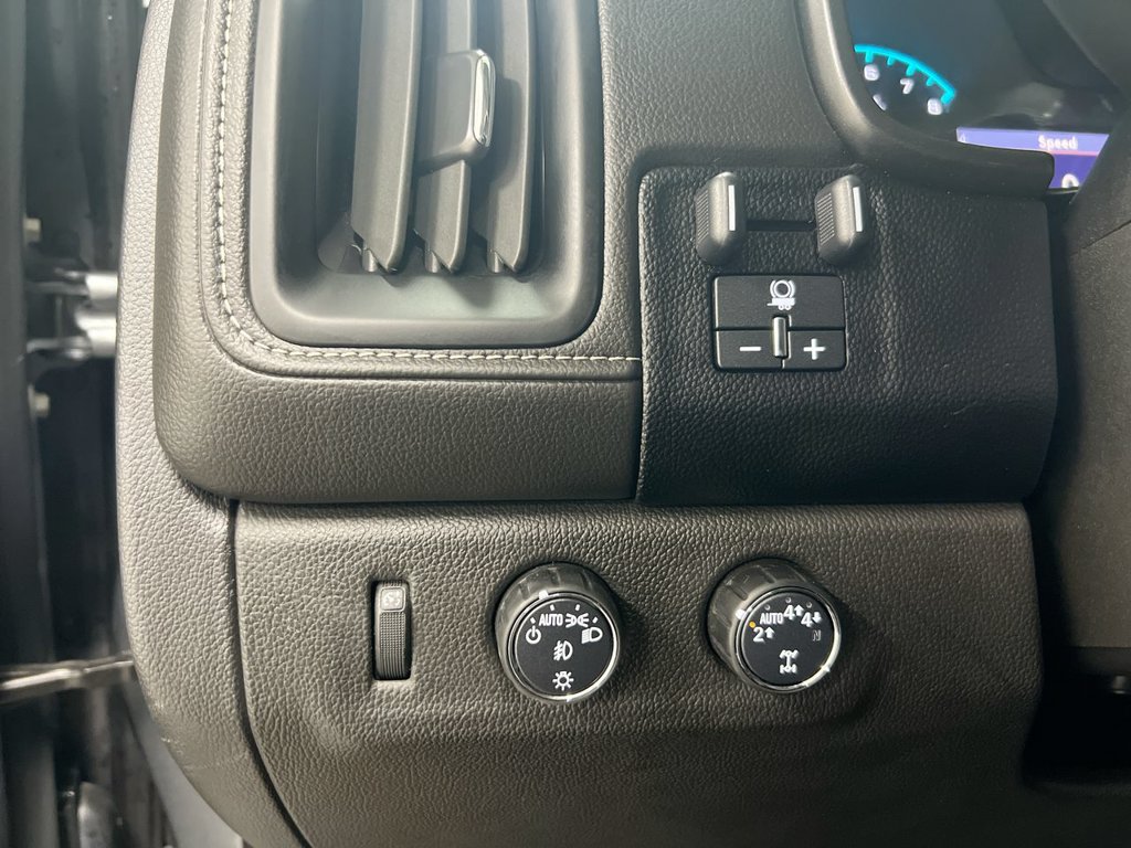 Used 2022 GMC Canyon Denali AWD/4WD image 19