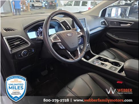 Used 2022 Ford Edge Titanium w/ Equipment Group 301A AWD/4WD image 11