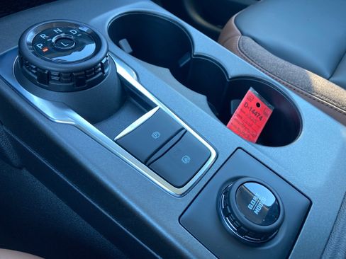 New 2025 Ford Bronco Sport Outer Banks w/ Outer Banks Tech Package+ image 16