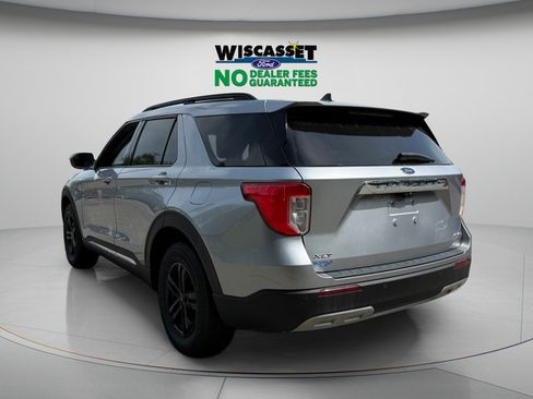 Certified 2022 Ford Explorer XLT w/ Equipment Group 202A AWD/4WD image 25