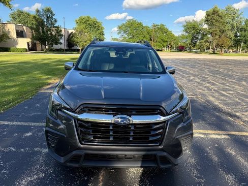 Used 2023 Subaru Ascent Limited w/ Technology Package AWD/4WD image 2