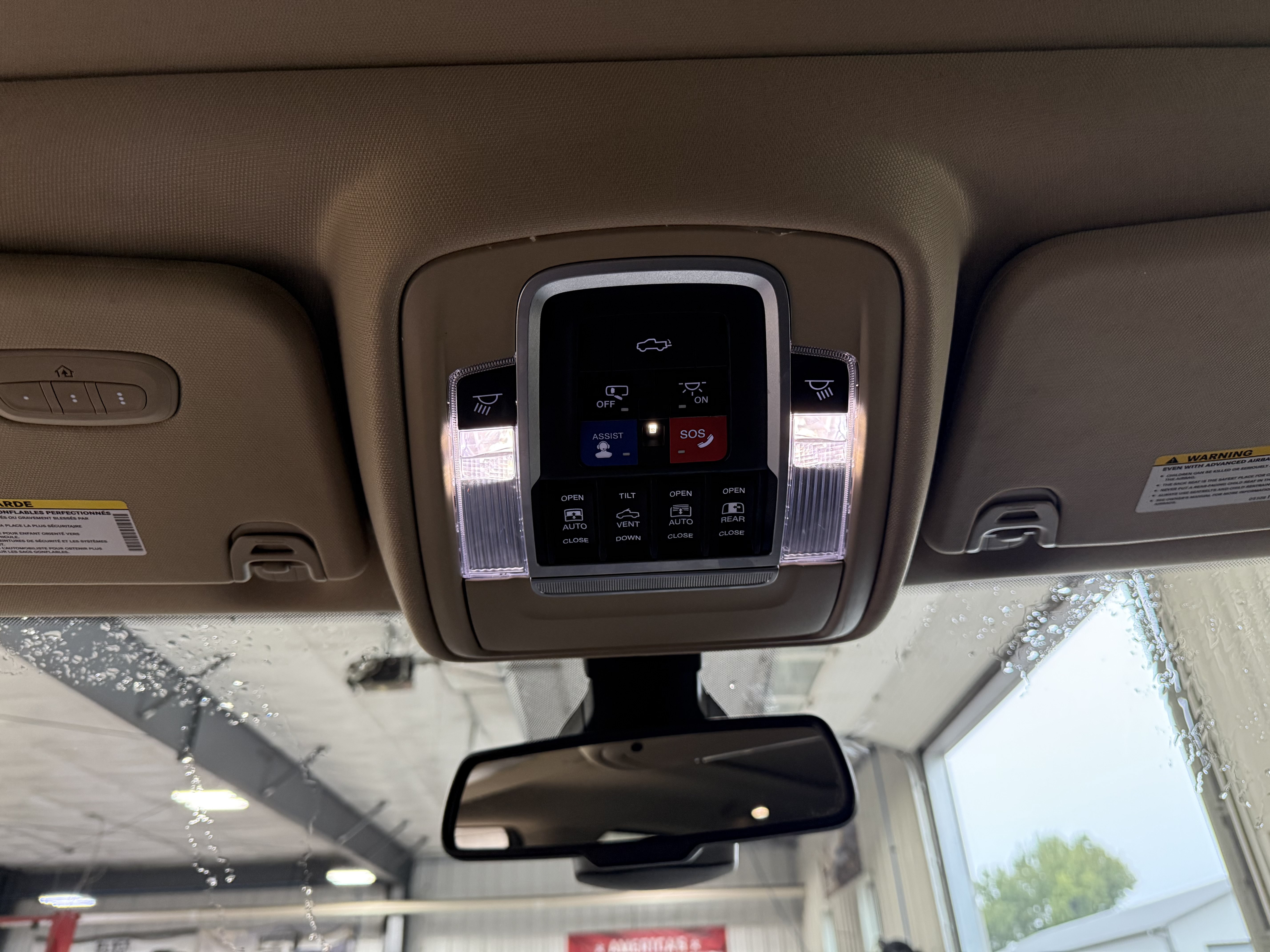 Used 2020 RAM 1500 Laramie AWD/4WD image 21