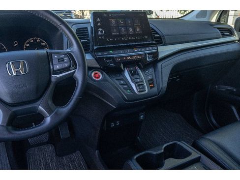 Used 2025 Honda Odyssey EX-L image 25