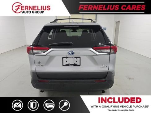 Used 2024 Toyota RAV4 LE AWD/4WD image 6