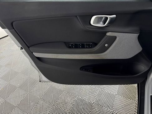 Used 2021 Polestar Polestar 2 w/ Performance Package image 11